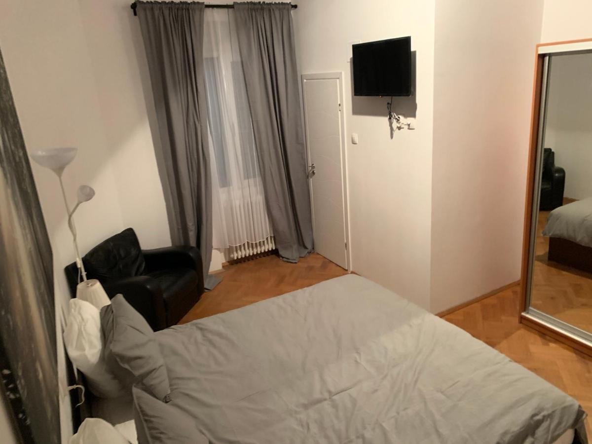Bucarest B&B Экстерьер фото